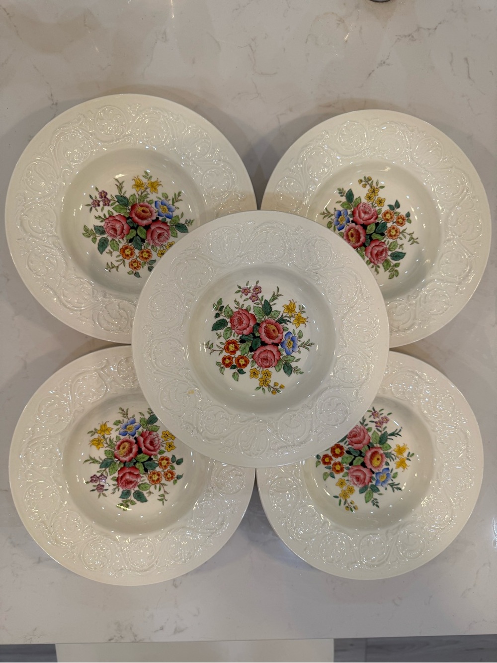 💐 Set of 5 Vintage Wedgewood Patrician Coniston cottage-style floral bowls 10.5”